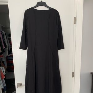 Beautiful Sarah Pacini black structured maxi dress